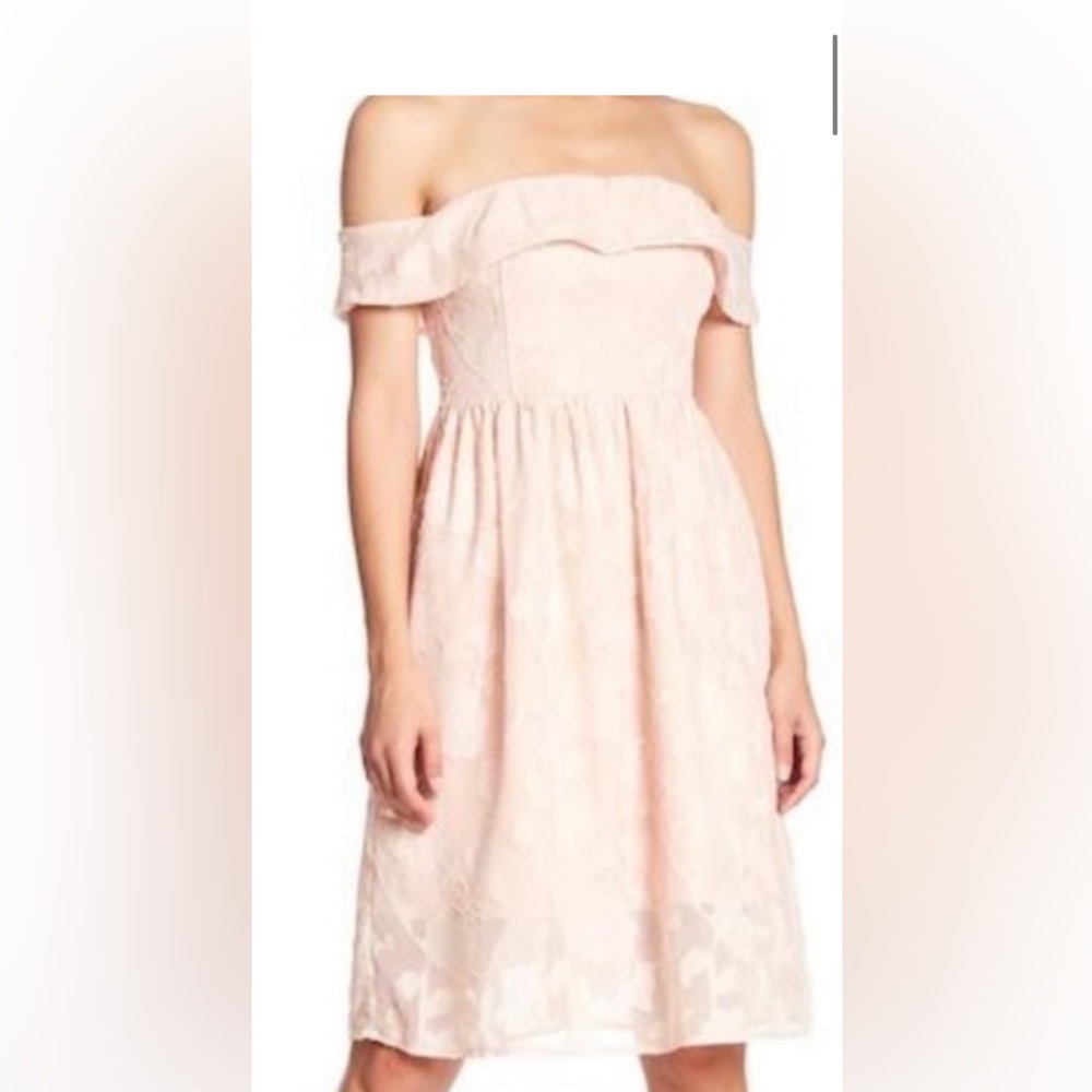 Cupcakes and Cashmere Off the Shoulder Pink Midi dress with Boning